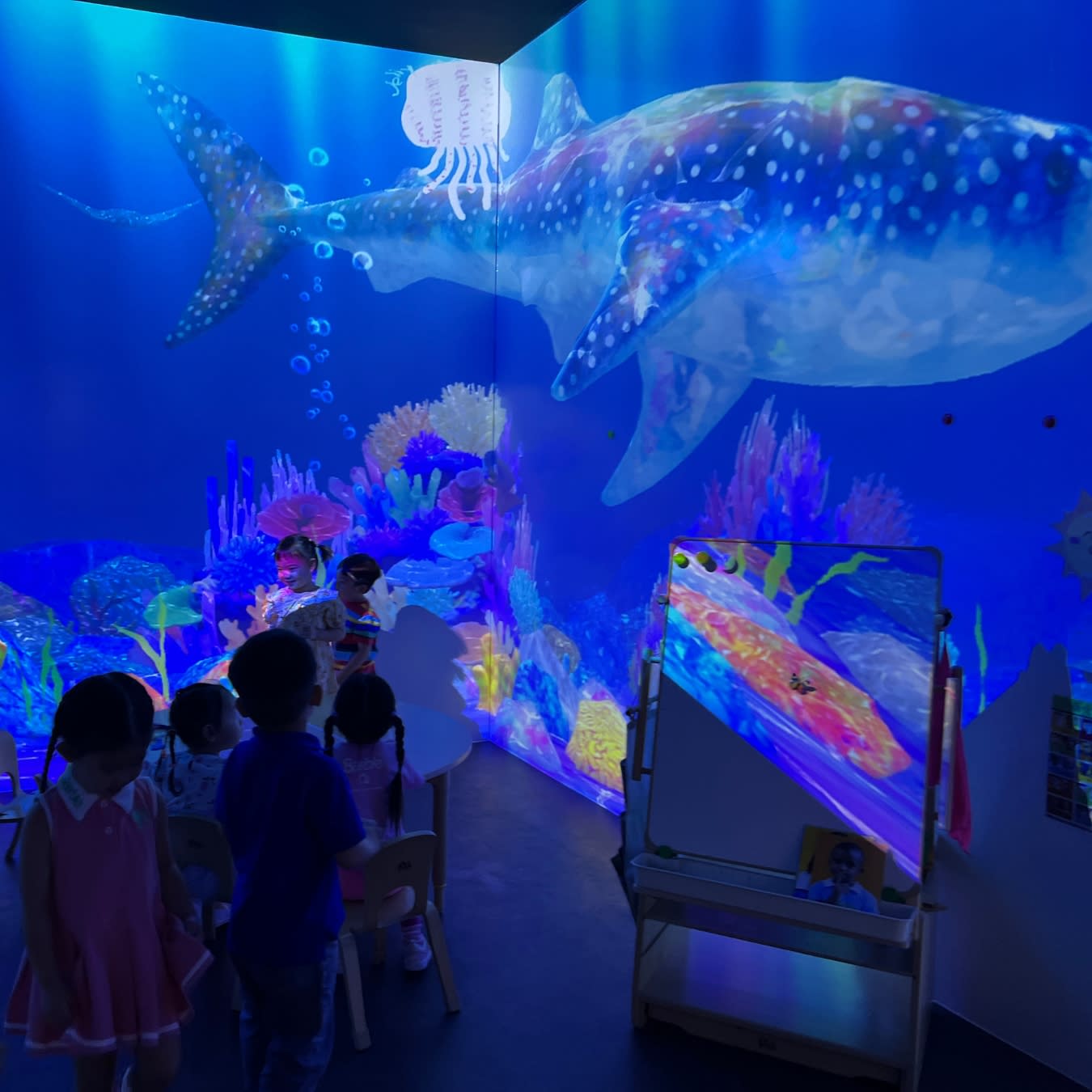 teamLab Classroom